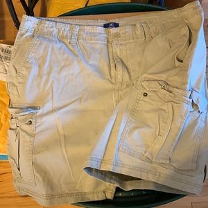 George cargo shorts. Khaki. Size 40.